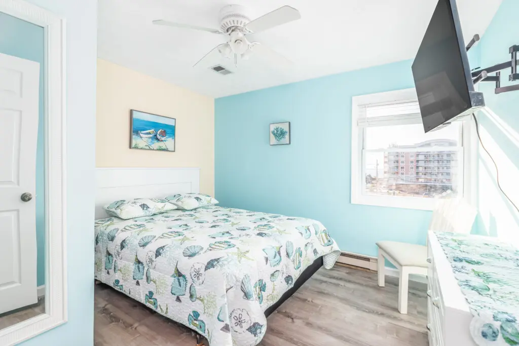 020b47d6 78b5 4811 886d dc007d9bbe44