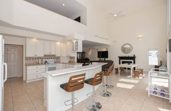 05882233 0985 41bb 83f1 ada0a61ec212