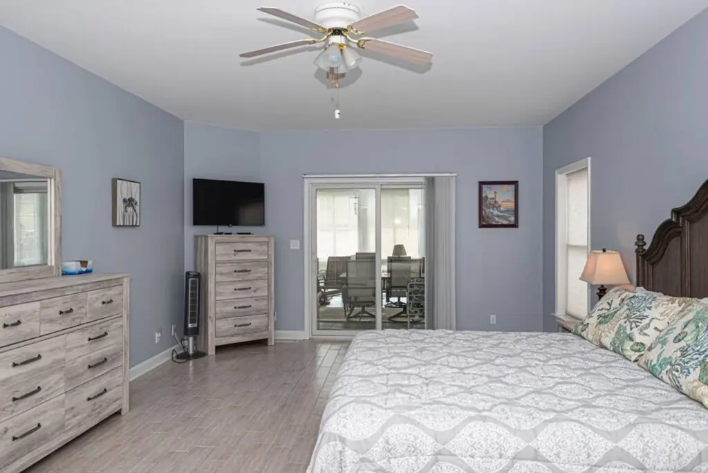 11846036 5d72 48c2 a4fd f03331fe30db