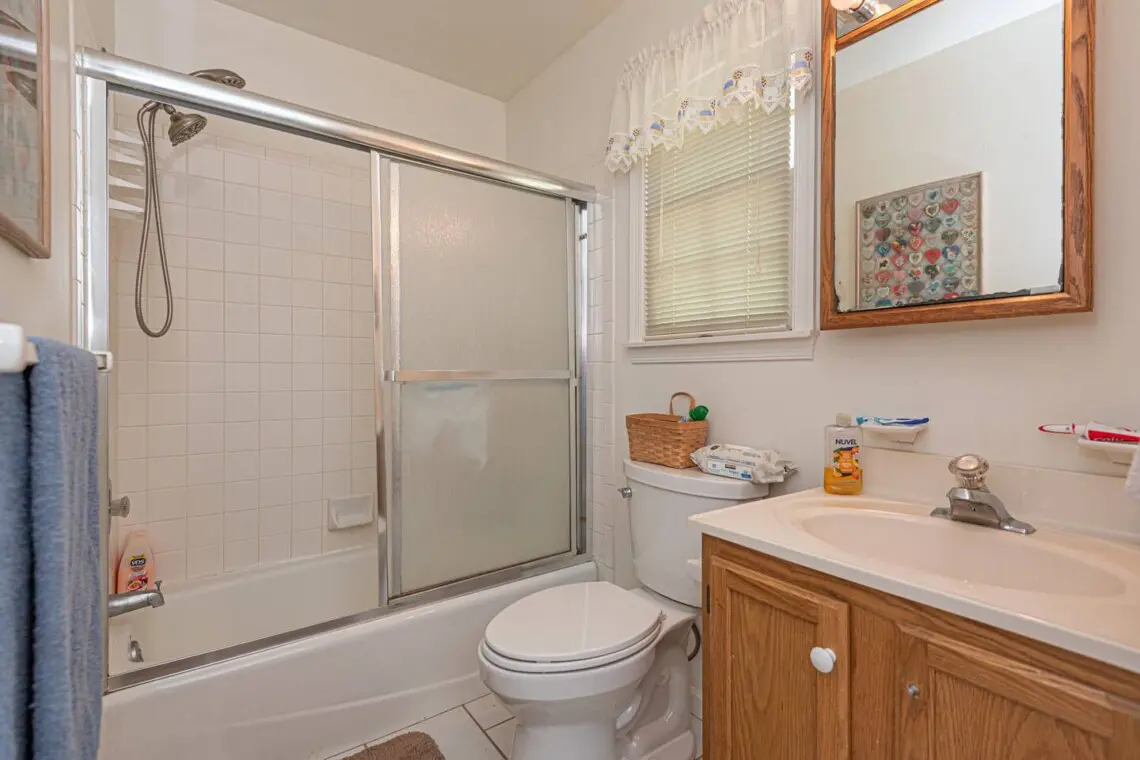 13ef9515 0a75 45a9 9b30 45bd4aeedffa