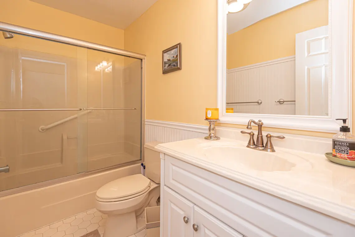 1cea6efe 2215 4052 bc33 3723de011291