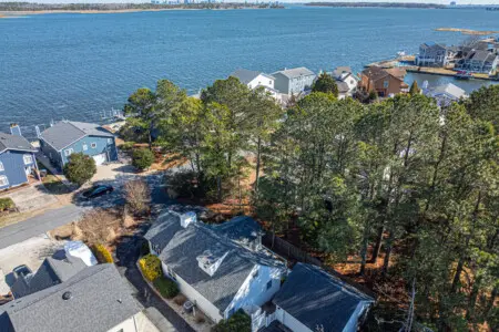 266d8dc6 5ae2 42c9 9e13 d0b2106d52e1