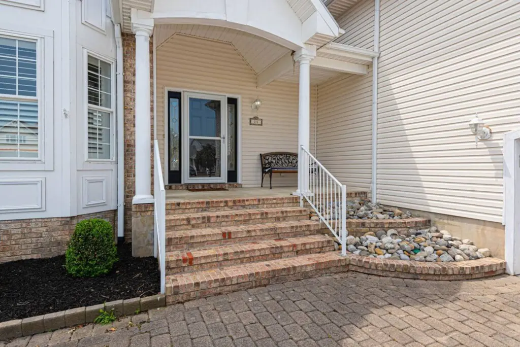 36aed97d ec1f 41b2 99ff 45ec4bdcbeef