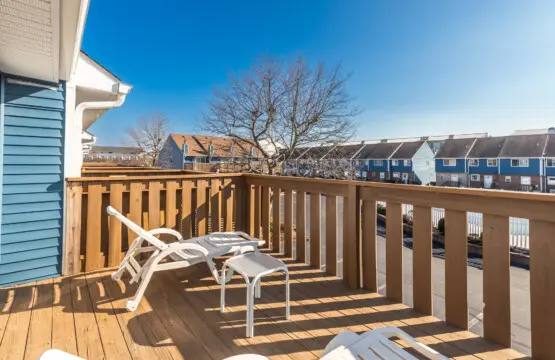 4330c24b c4dd 483a a30a 8005d77acc57