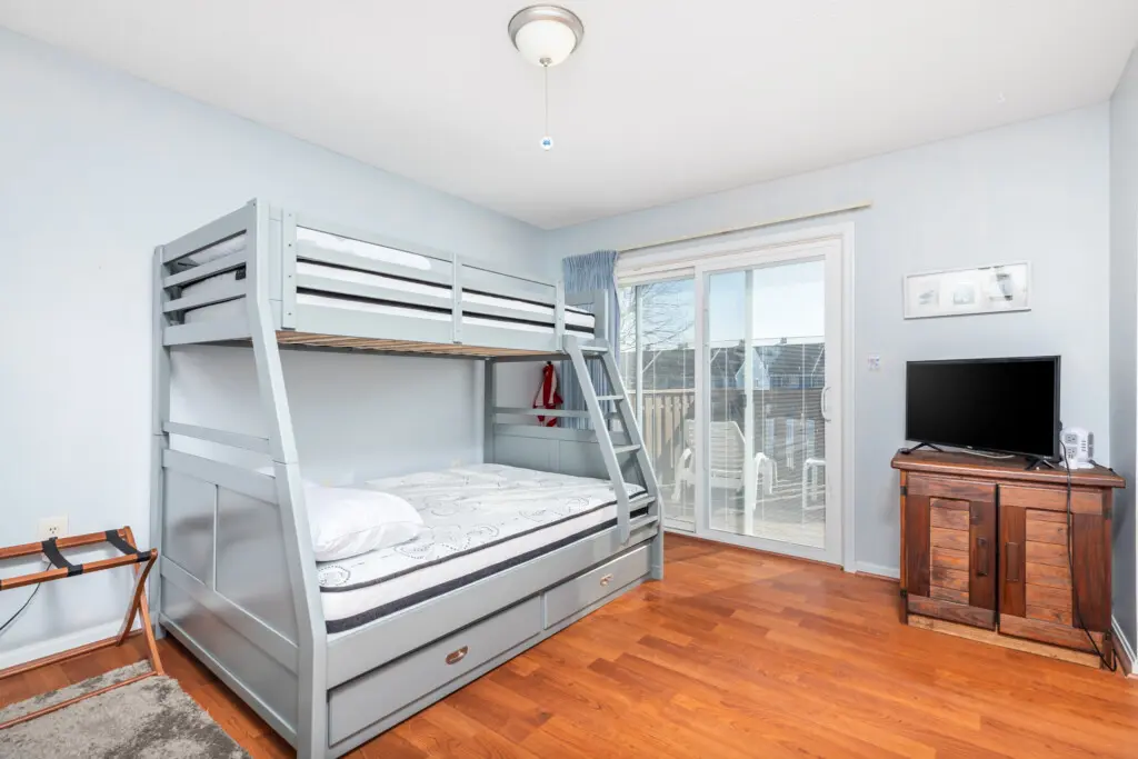 4b0c6d92 4e75 45d6 a2f5 f2ad7f11e334