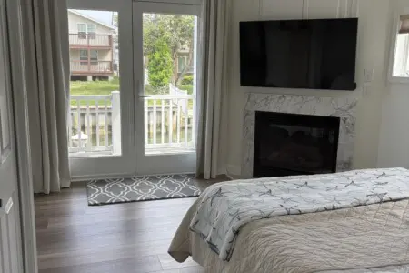 4edf71ad 9b4b 4ce5 af18 217ae59add36