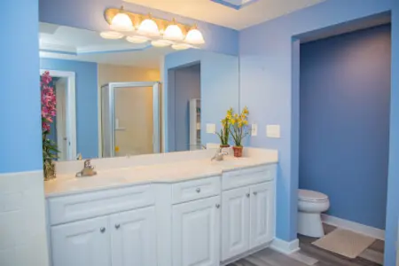 50100e08 d557 4fdf b30a 76319b5bb385