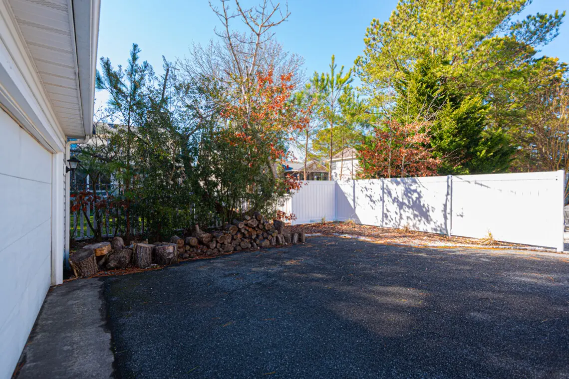 58270c66 e120 4d9d b607 65bdf32a5575