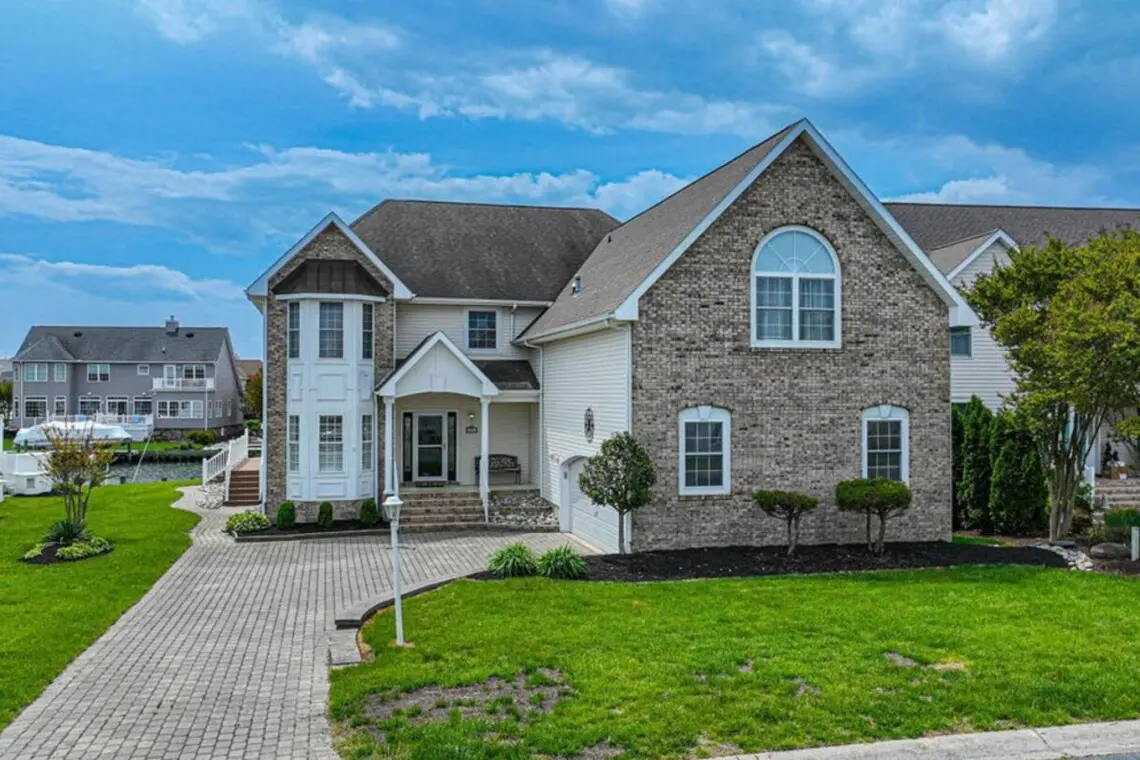 5be0e9f3 981b 4b0e b720 ea1b35ea73d5