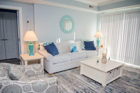 6cb76f79 ee04 428c a683 d3706cfbae70