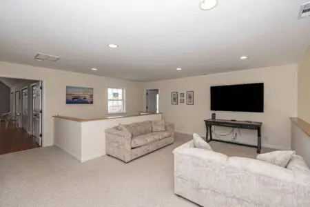 74b64fc6 f511 49cd a958 d597f222709a