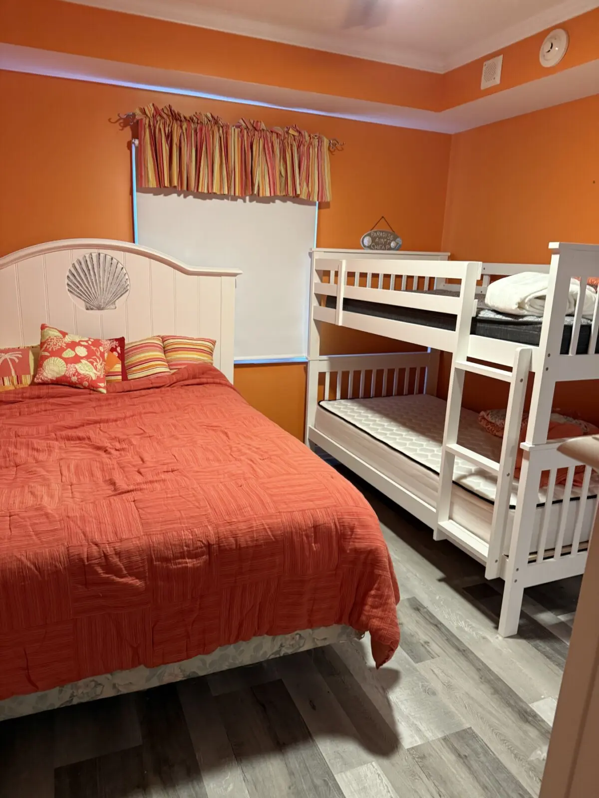 87688ce7 c61c 4d85 b6e7 66c082ffb4a8