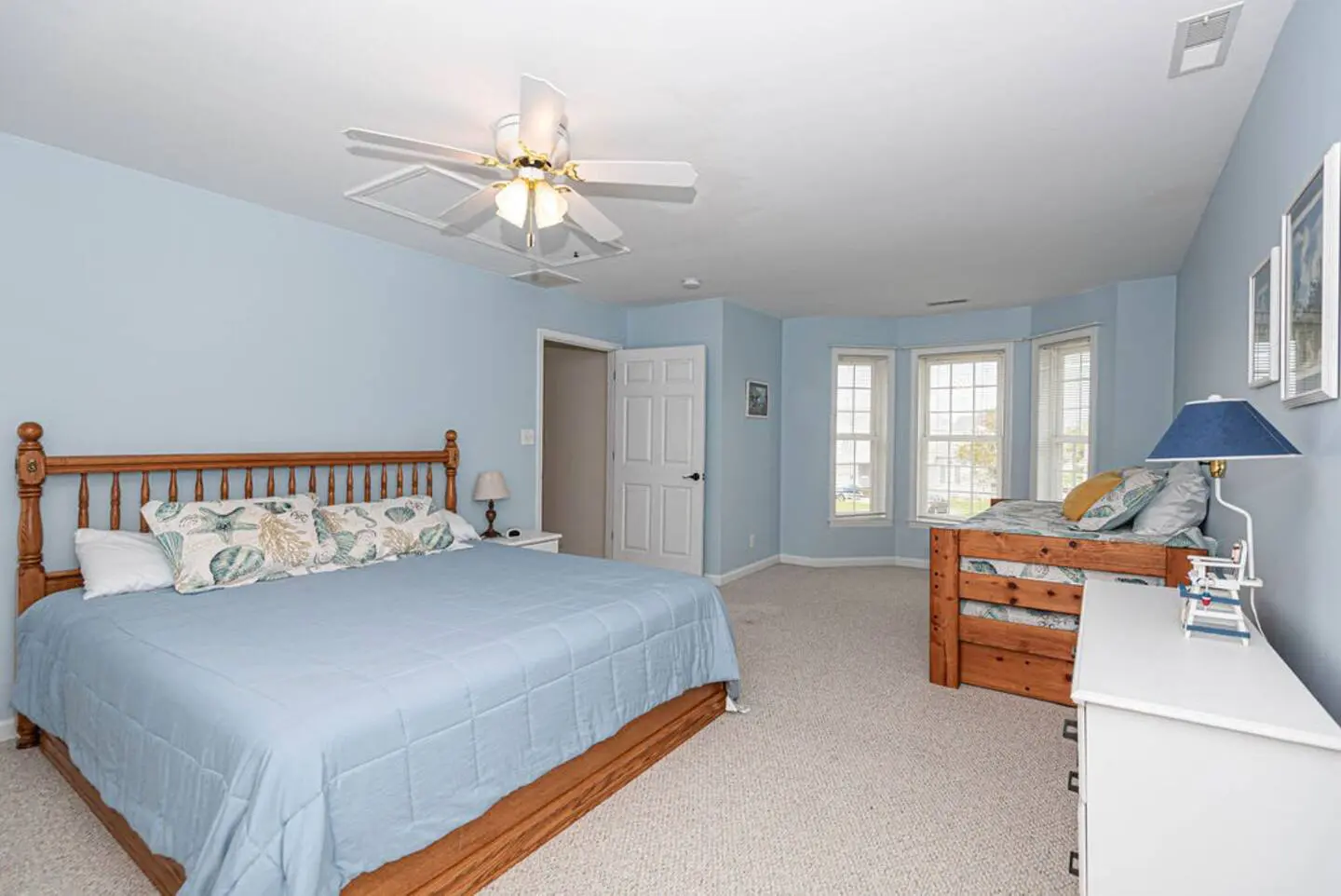 8871ee5f ebb3 4009 9b1a 883c7c202ccf