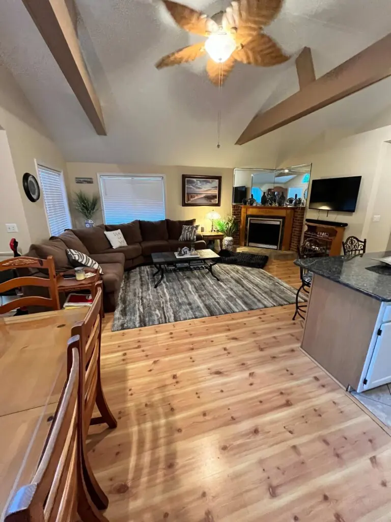 90c483a3 202b 4e3b 8b61 60624385bb30