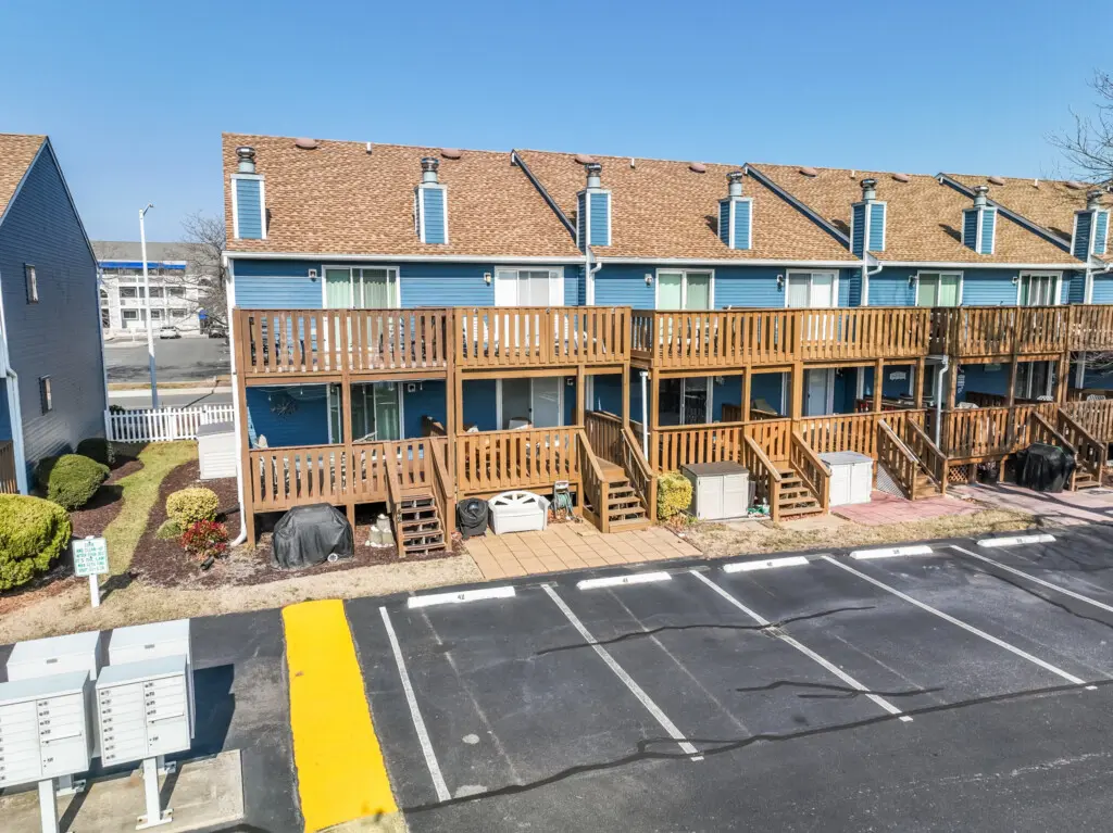 9128ff3b f6db 437b 8b96 c67c75171dba