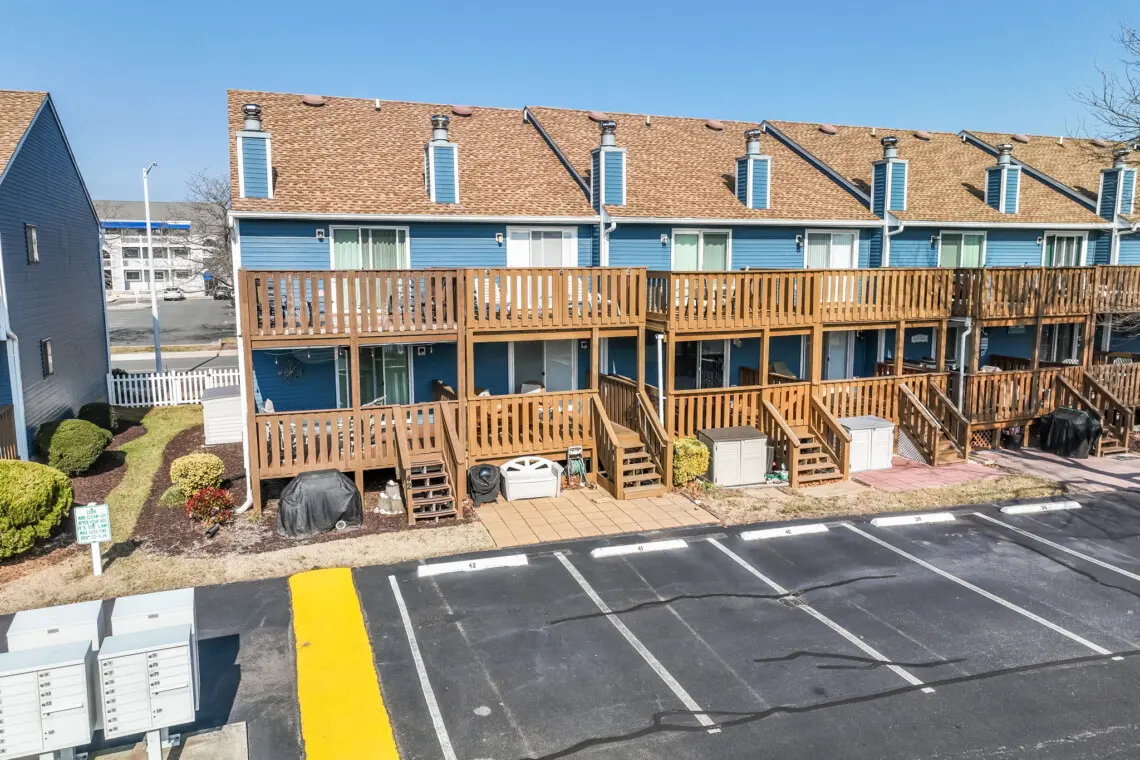 9128ff3b f6db 437b 8b96 c67c75171dba