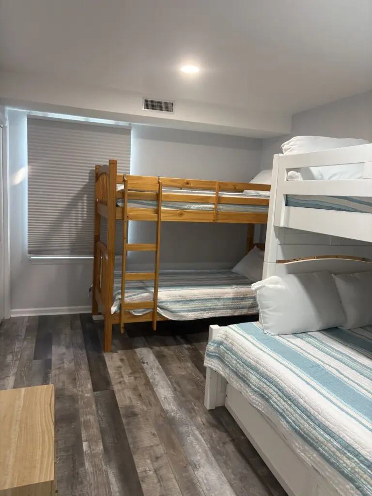 aef80661 d17e 4aa5 b868 5eebaa677d3b