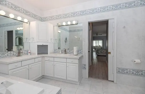 c1ad6c2a e847 40e3 86e0 85846c380d4a