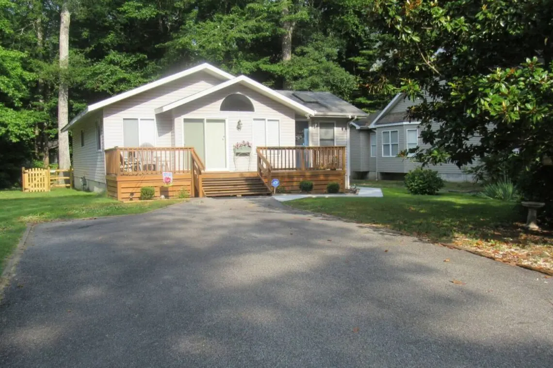 cb765394 7fad 438e b3fb 9b5d411b3751