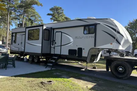 cf63e1a7 198e 4696 b5d6 46496469ba97