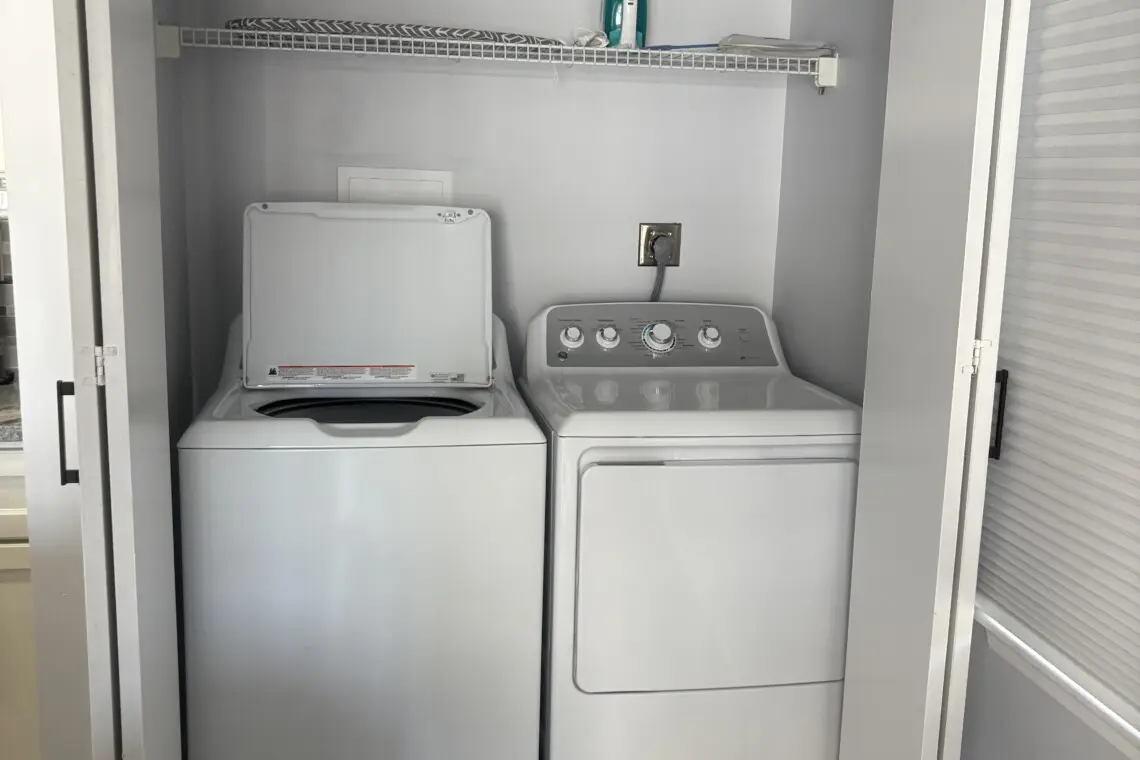 d2d092c7 f3a0 44b3 9026 63a378ebf134