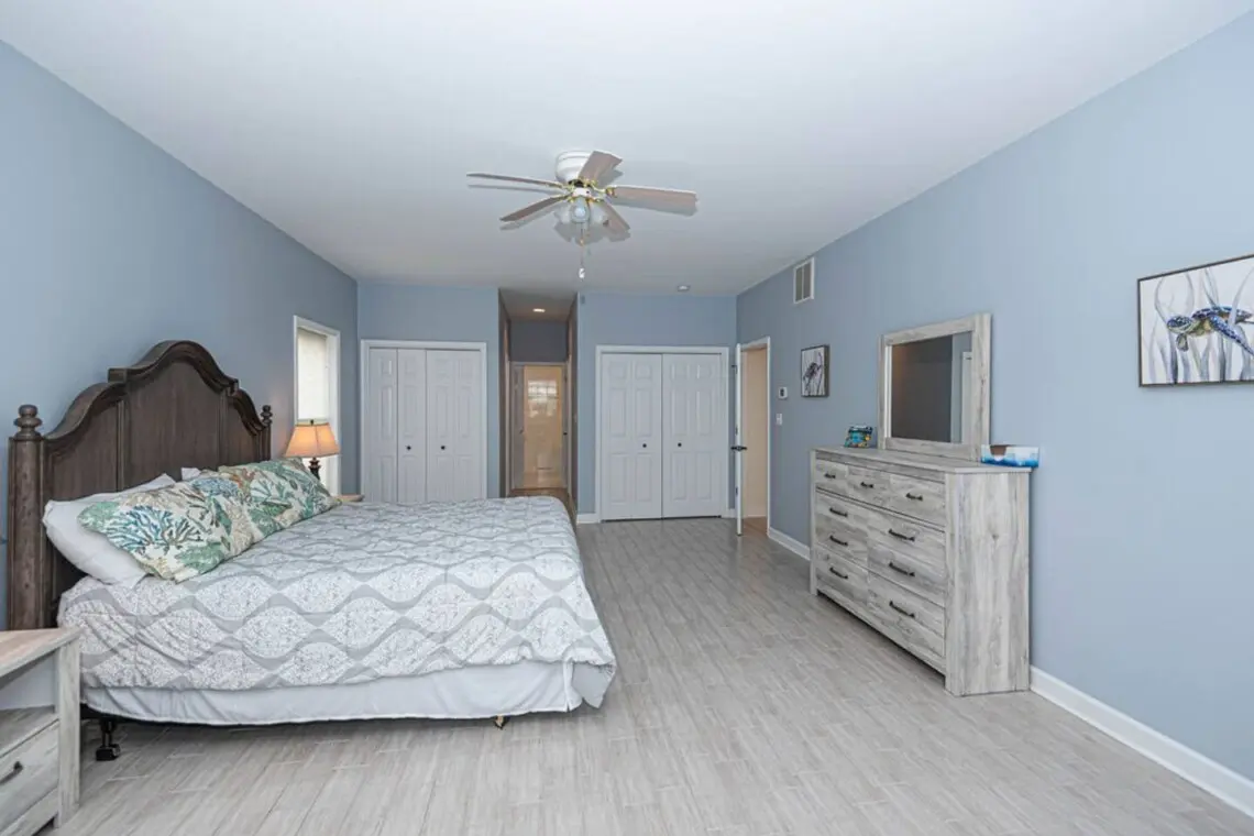 d4b4eaa4 b9ec 4a9c 958d 2b0d504f9875