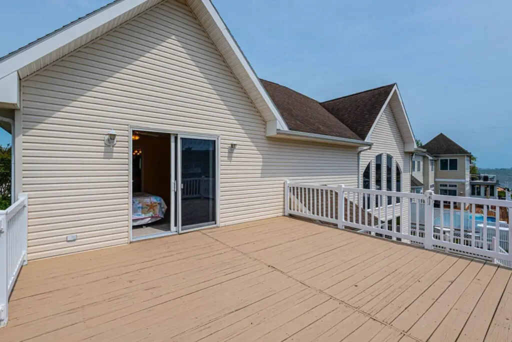 d6326e8f 1d3b 478a bcdd 82767299e1d6