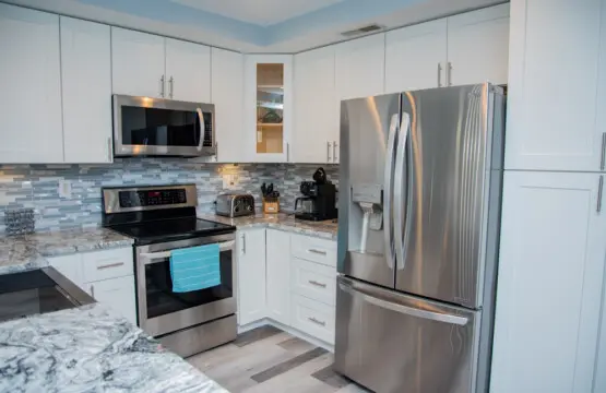 e0afa7b1 48a4 453b 8dd8 40054148a3a3