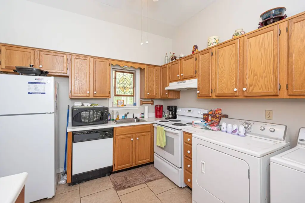 e24d313c f84d 4f7a b9bb 5e11273d11b1