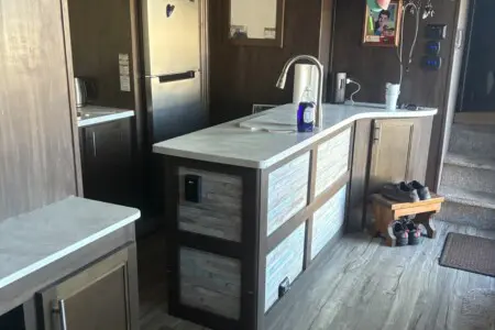 edf3f7ad 0811 445f b141 8e89becdb5dd