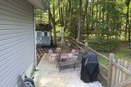 f0e0929e 7fc3 4f19 9585 17fd3d078c78