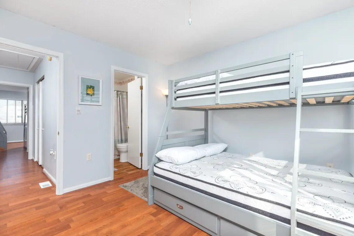 f1ffcc20 0141 458d a8cb 7d1ba9be8cc7