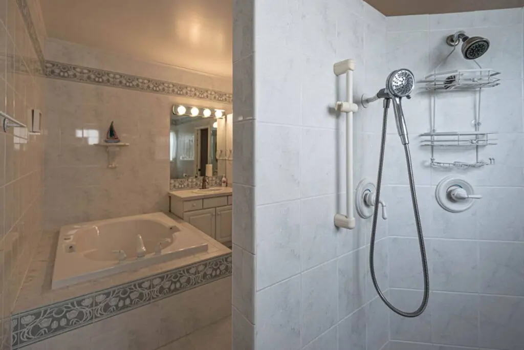 fd538344 4c4c 4d09 a320 e2e3eff324be