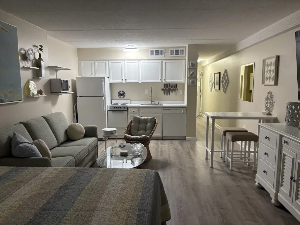 9b92637a 8549 4d6c bab4 e1892dff03aa