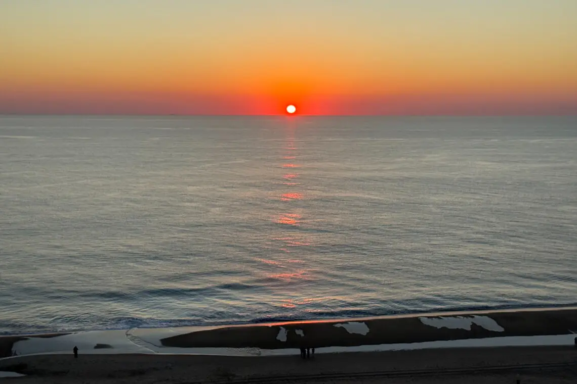 f45f28e6 e941 4fe5 8074 618b05548e04