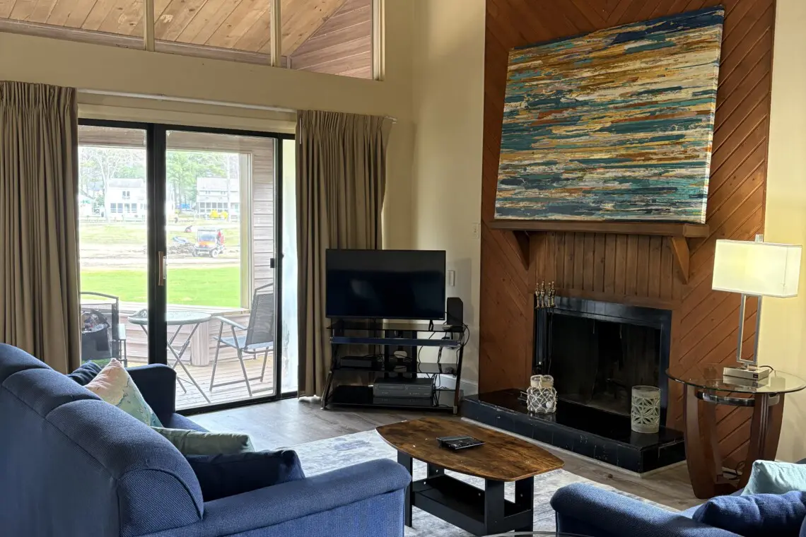 97c67d97 1de1 4a74 b34e d5539fbcd149