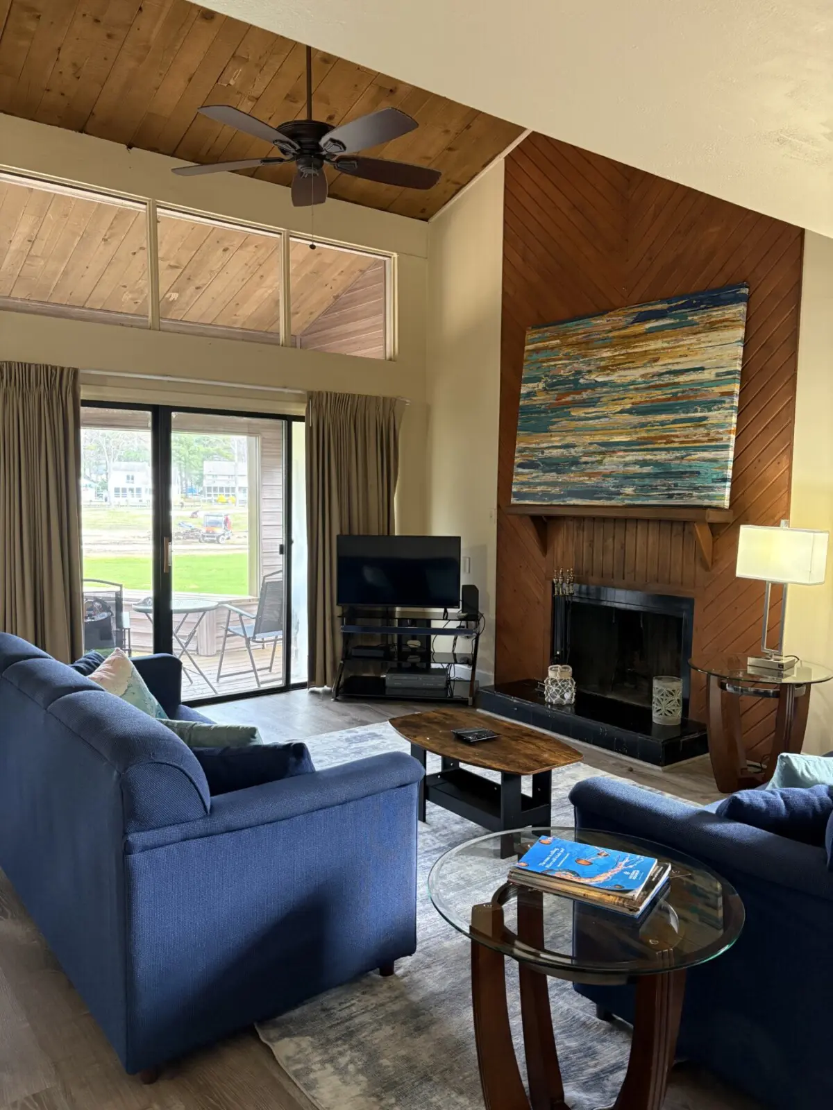 97c67d97 1de1 4a74 b34e d5539fbcd149